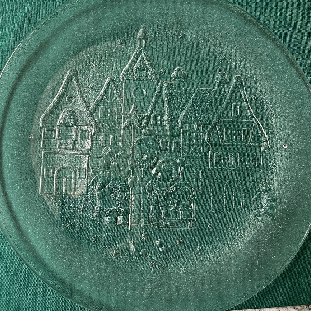 12” Christmas Scene Platter